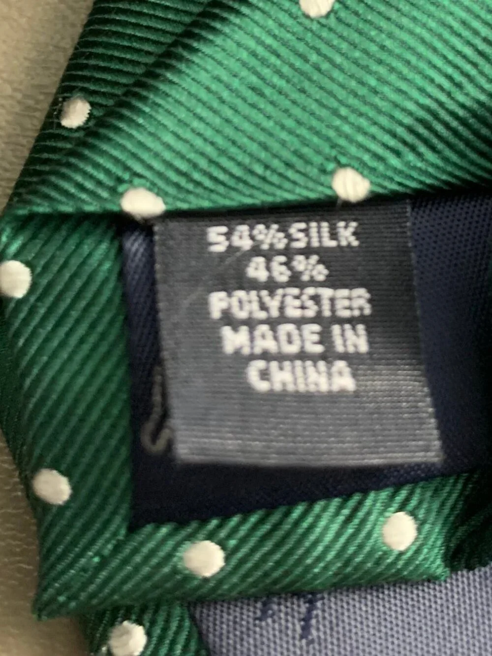 Tommy Hilfiger Men's 3'' Silk Blend Neck Tie, Green Festive Dot, One Size